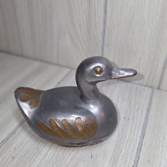 Vtg 1960s Pewter & Brass Duck Trinket Dish Bird Figurine Silver & Gold Jewlery - Picture 6 of 7